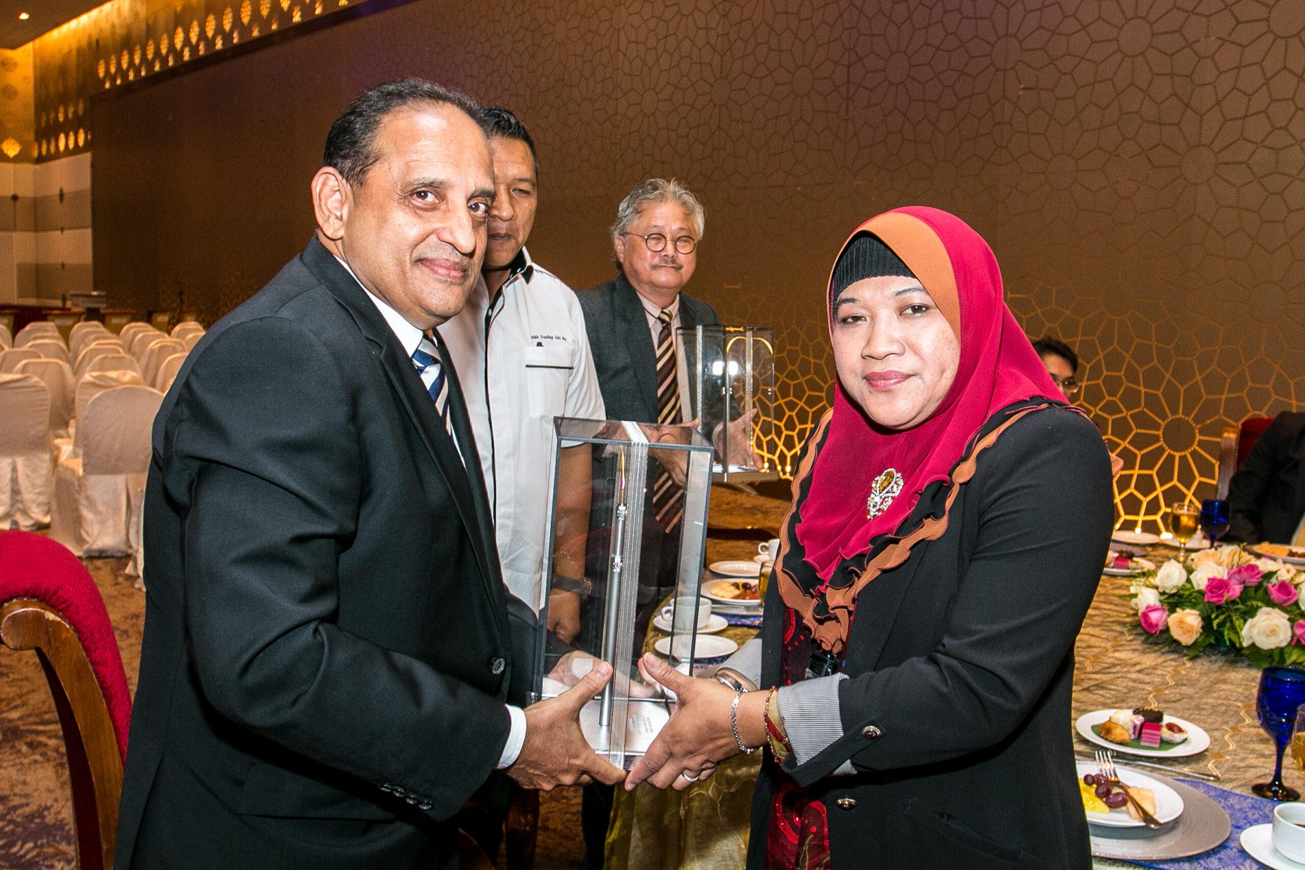 KINGOYA Enterprise – A Story of Innovation, Partnership and a Passion for Plantations